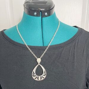 Vintage Open Teardrop with Tiny Moonstone Silver Tone Chain Link Necklace